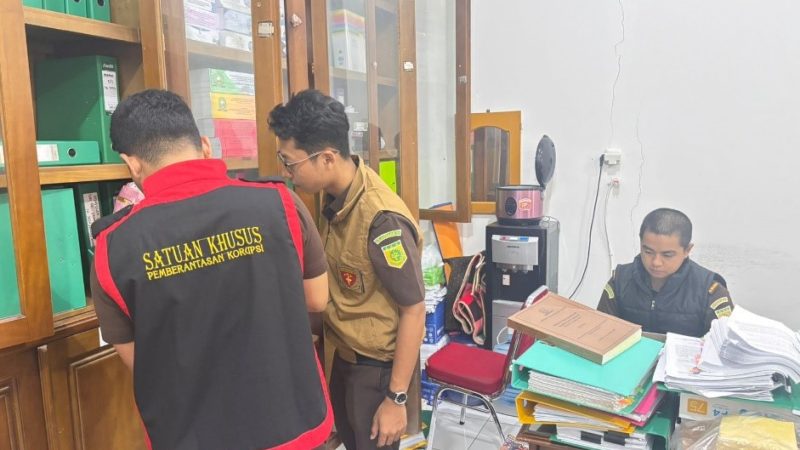 Kejaksaan Sita Sejumlah Dokumen Usai Geledah 4 Kantor Dinas di Sinjai