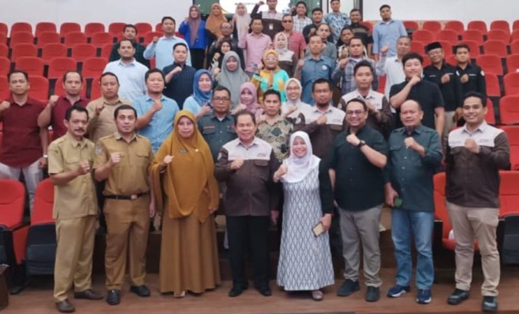 Kabag Bankum dan HAM Biro Hukum Jadi Narasumber pada Sosialisasi dan JDIH Unsulbar