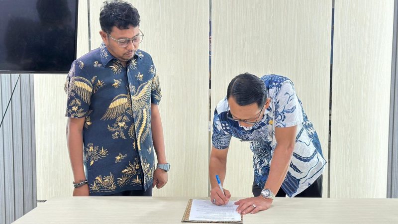 Dorong Kinerja Profesional dan Terukur, Biro Pemkesra Sulbar Laksanakan Penandatanganan Perjanjian Kinerja