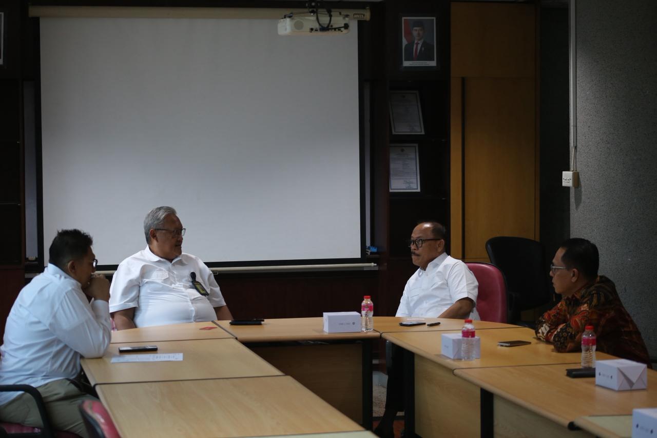 Kurangi Transit Lama di Makassar, Gubernur Sulbar Temui Presiden Direktur Lion Group