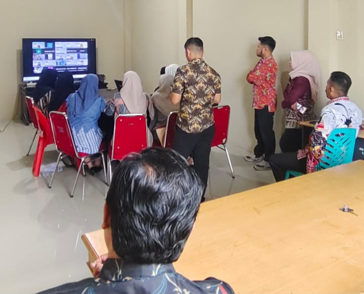Adaptif dan Profesional, UPTD Samsat Polman Ikuti Webinar Layanan Kepegawaian BKPSDM Sulbar