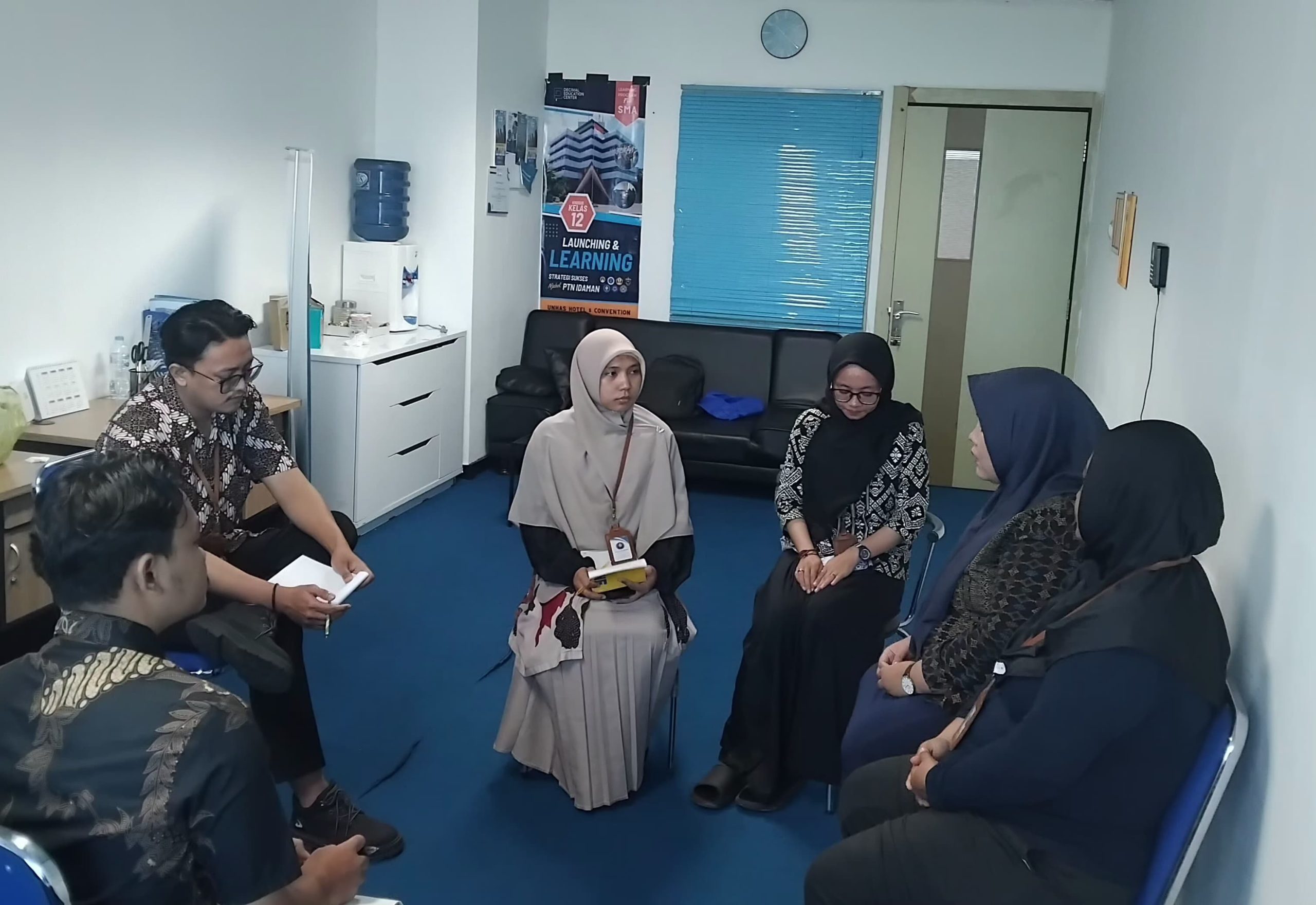 PT Decimal Education Center Bahas Teknis Program HRD Karyawan Magang dan Training