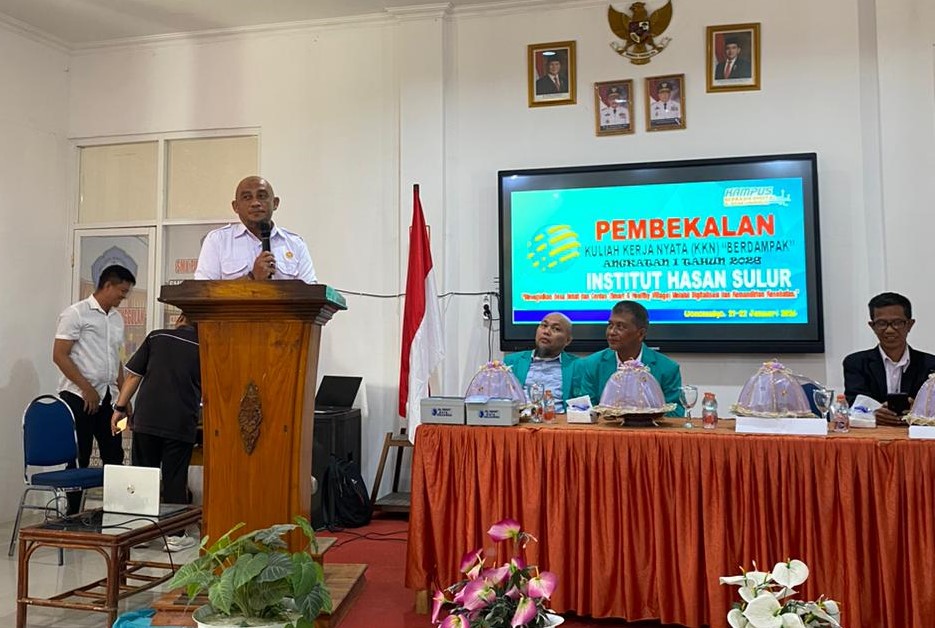 Kadisdikbud Sulbar Gandeng Mahasiswa KKN IHS, Validasi Data ATS di Polman