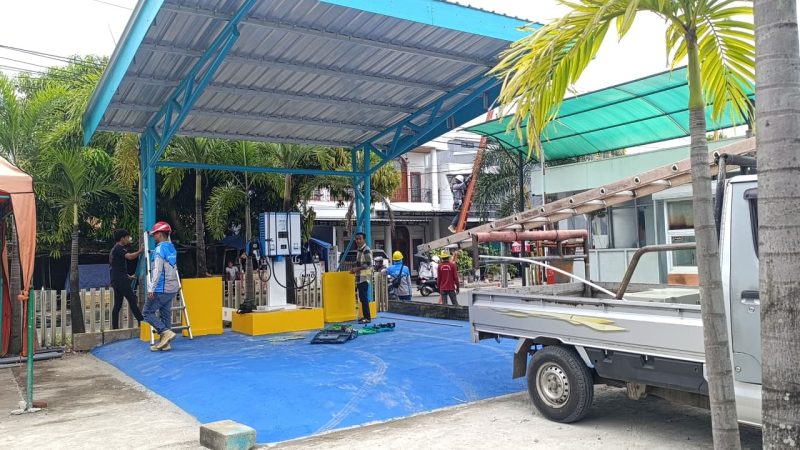 Isi Daya Mobil Listrik sambil Nongkrong, Lagota Cafe & Resto Parepare Siapkan SPKLU Fast Charging