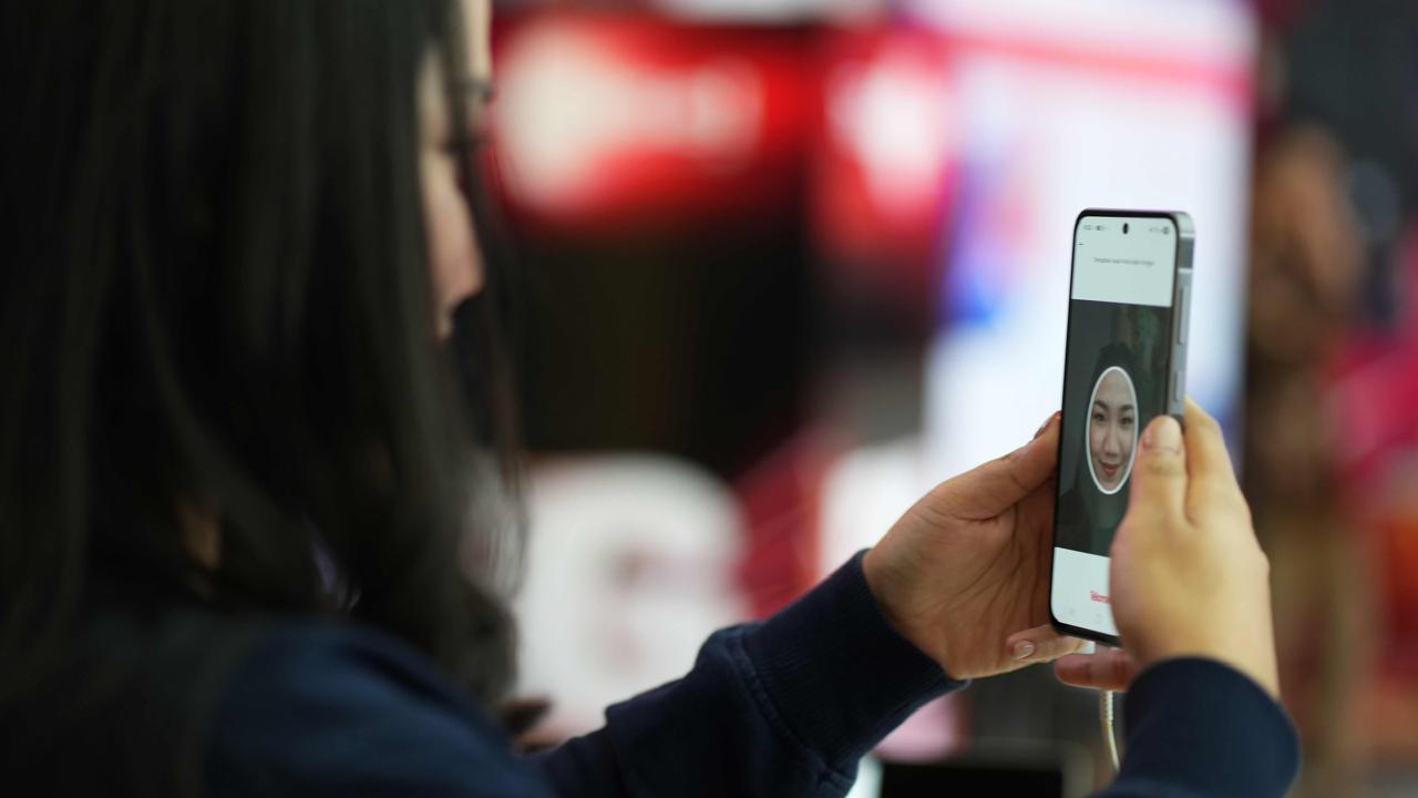 Telkomsel Terapkan Registrasi Biometrik Wajah untuk Nomor Seluler Baru