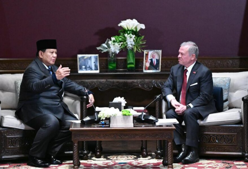 Seskab Teddy Ungkap Hasil Pertemuan Presiden Prabowo dan Raja Abdullah II