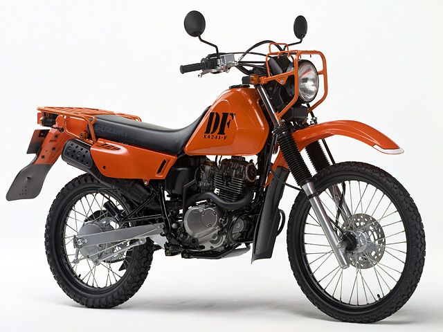 Suzuki DF125E Tahun 1997, Motor Petualang dengan Tampang Tangguh