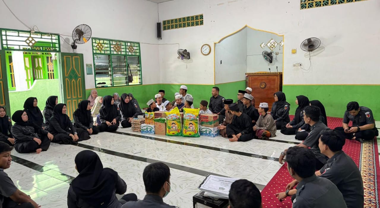 Panti Asuhan Al-Mustaqim Terima Kunjungan Bawaslu Parepare