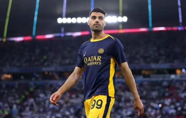 Karier di Eropa Dipertaruhkan, Mehdi Taremi Ingin Pulang Saat Iran Dilanda Perang