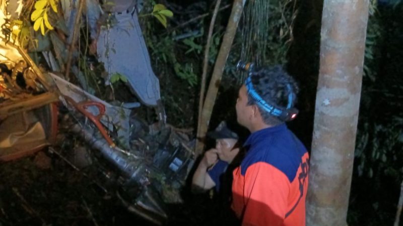 Helikopter Jatuh di Kalbar Ditemukan, 8 Orang Meninggal Dunia