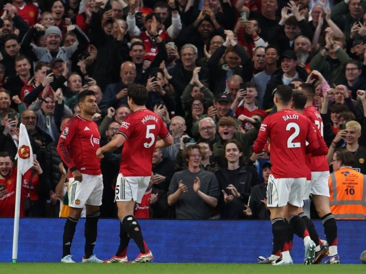 Casemiro dan Benjamin Sesko Bawa Manchester United Tundukkan Brentford 2-1