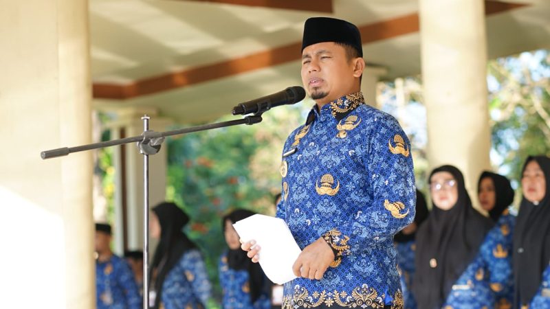 Pimpin Upacara HKN, Tasming Hamid Tekankan Peran ASN sebagai Pelayan Publik dan Penyampai Informasi Valid