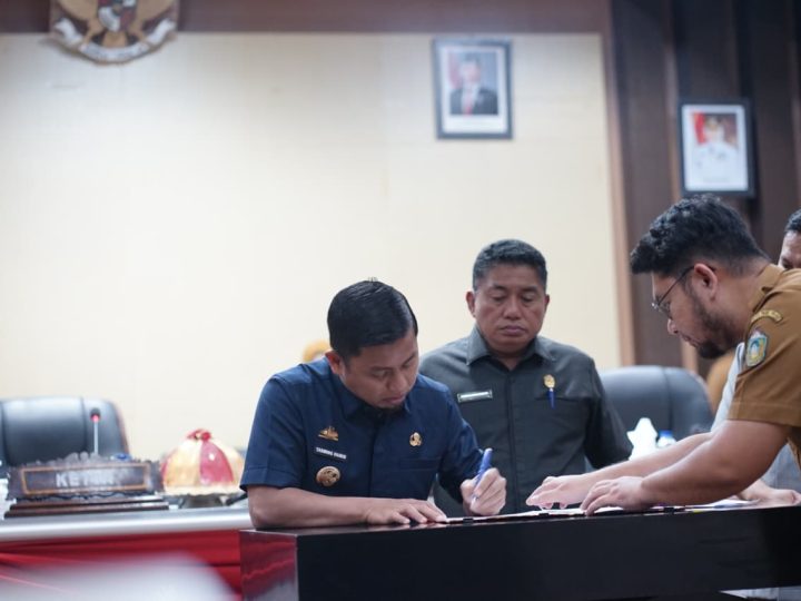 Penandatanganan Rekomendasi LKPJ TA 2025, Tasming Hamid Apresiasi Kinerja DPRD Parepare