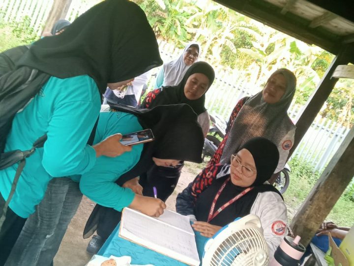 Komunitas Burem Salurkan Bantuan bagi Korban Kebakaran di Lumpue