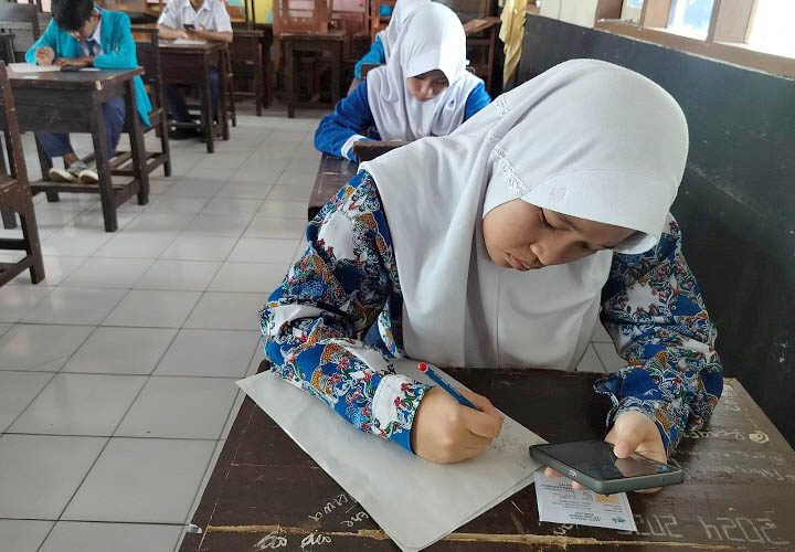 Pra SPMB, Banyak Siswa Pendaftar SMA Tidak Memenuhi Syarat