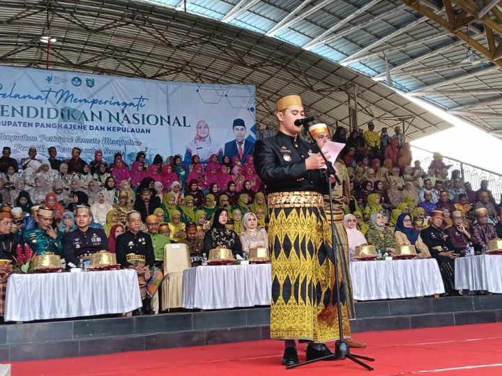 Pemkab Pangkep Gelar Upacara Peringatan Hardiknas 2026