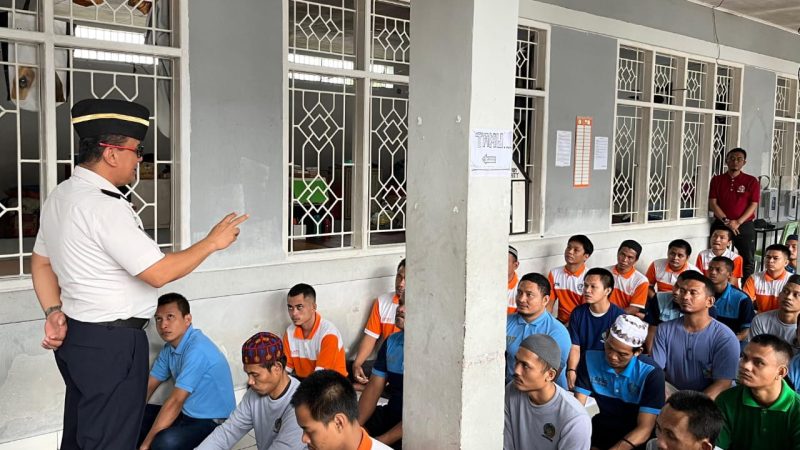 Kakanwil Ditjenpas Sulsel Berikan Penguatan Tupoksi dan Program Akselerasi Menteri di Lapas Parepare