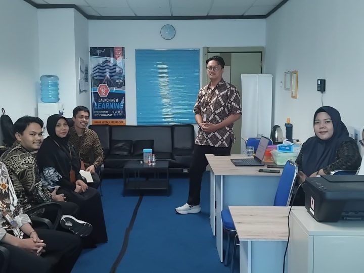 Lewat Edukom, Decimal Education Center Perkuat Kemampuan Public Speaking Karyawan