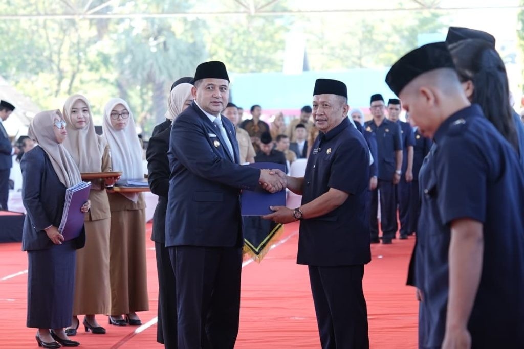 Lantik 369 Kepsek SD/SMP, Walikota Makassar Harap SPMB Tanpa Kecurangan