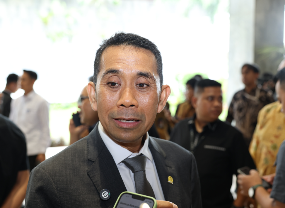 Lemahnya Rupiah Jadi Momentum Perkuat Industri Domestik dan Kurangi Ketergantungan Impor