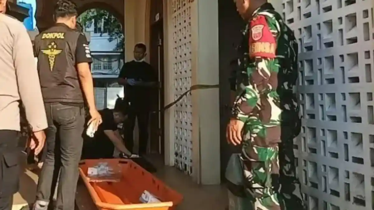 Pria Ditemukan Meninggal di Toilet Masjid Aisyah Rujab Gubernur Sulsel, Polisi Lakukan Penyelidikan