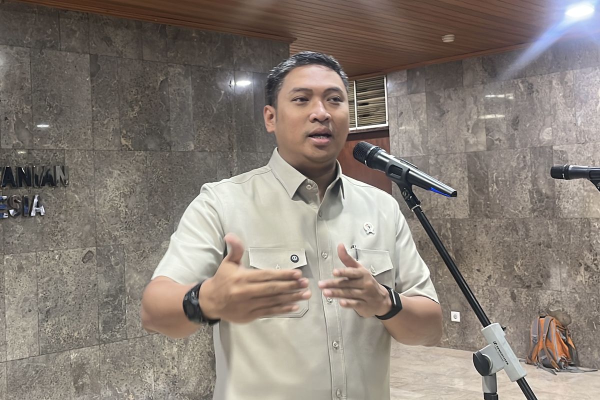 Prabowo Tunjuk Wamen Pertanian Gantikan Nanik di BGN