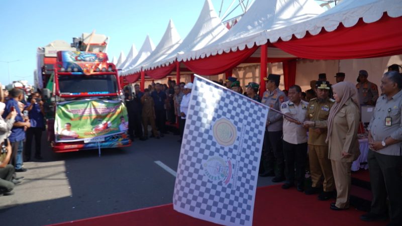 Pemkot Parepare Terima Traktor Roda Empat, Tasming Hamid Apresiasi Dukungan Kementan dan Pemprov Sulsel