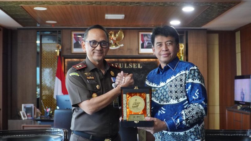 Perkuat Penegakan Hukum Perpajakan, Kanwil DJP Sulselbartra dan Kejati Sulsel Bersinergi Amankan Penerimaan Negara