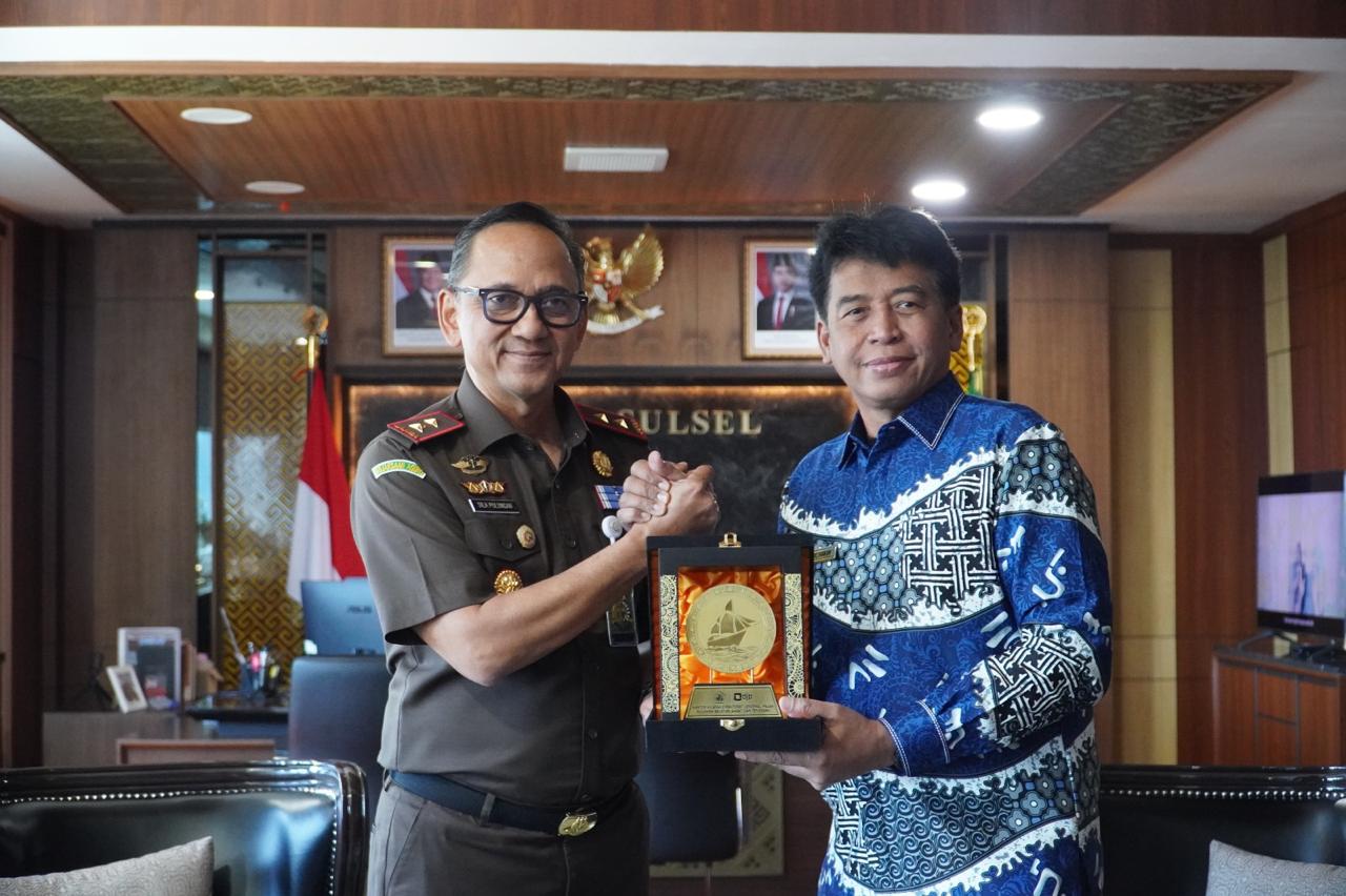 Perkuat Penegakan Hukum Perpajakan, Kanwil DJP Sulselbartra dan Kejati Sulsel Bersinergi Amankan Penerimaan Negara