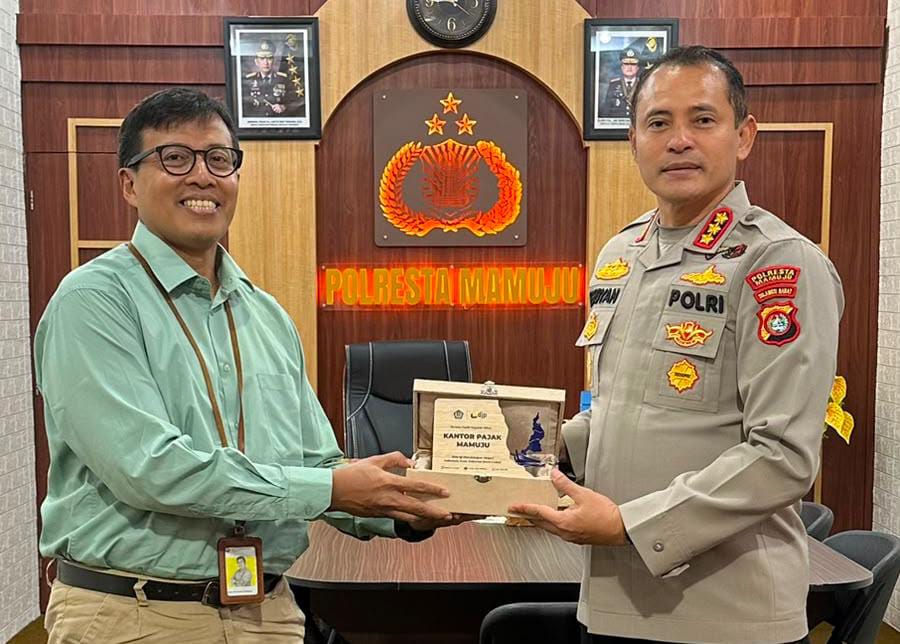 Jalin Sinergi untuk Amankan Penerimaan Pajak, KPP Pratama Mamuju Kunjungi Kapolres