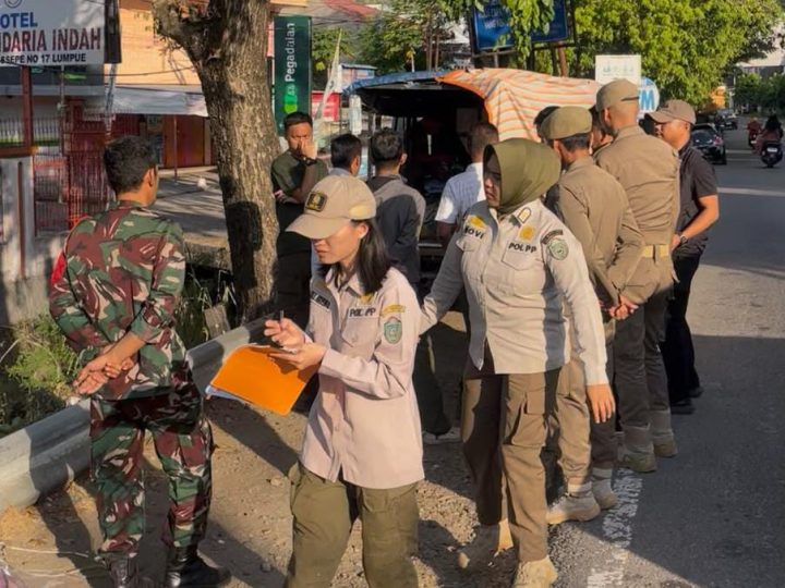 Penertiban PKL di Dekat Jembatan Sumpang, Pemkot Arahkan Titik Matras Lokasi Penjual Buah