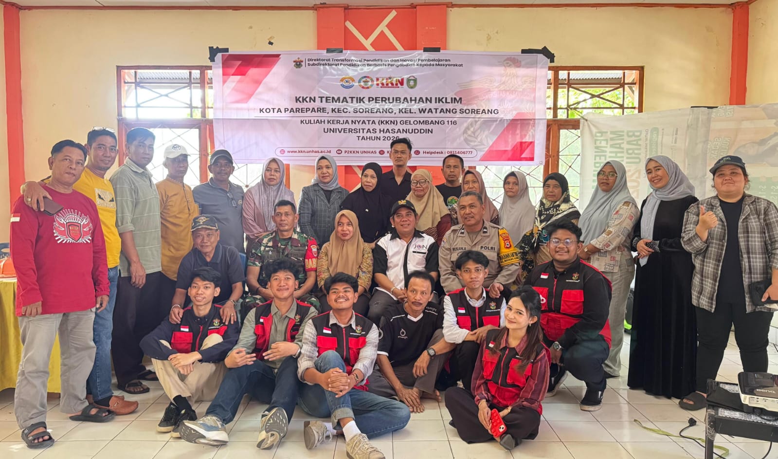 Fokus Isu Iklim, Mahasiswa KKN Unhas Paparkan Program Kerja Strategis di Kelurahan Watang Soreang