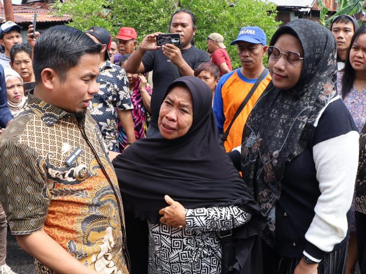 Tasming Hamid Tinjau Lokasi Kebakaran di Jalan Mayor Haddade, Pastikan Korban dan Penanganan Maksimal