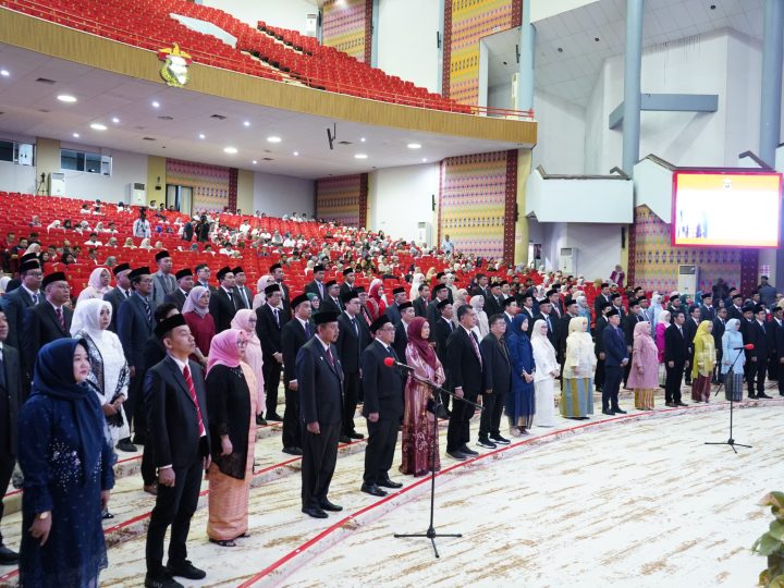 Lantik 122 Pejabat Baru, Rektor Unhas: Perkuat Konsolidasi Menuju Universitas Berkelas Dunia