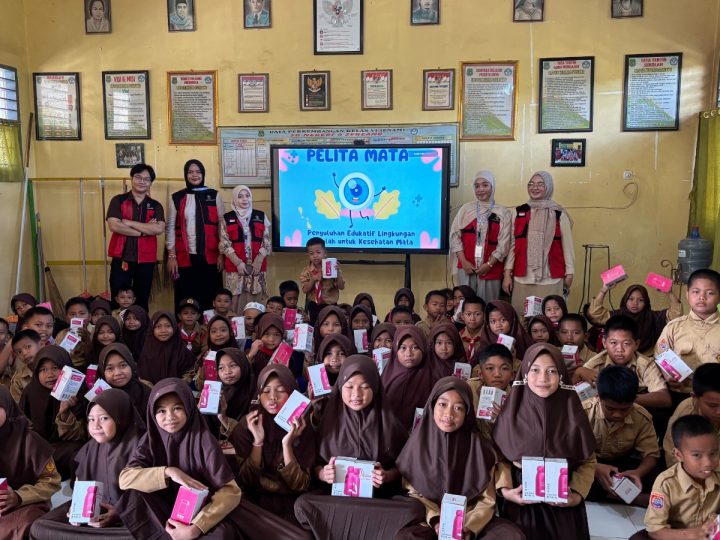 PELITA MATA, Inovasi Mahasiswa KKN Unhas Tingkatkan  Kesadaran Kesehatan Mata Anak Sekolah Dasar di Desa Sereang