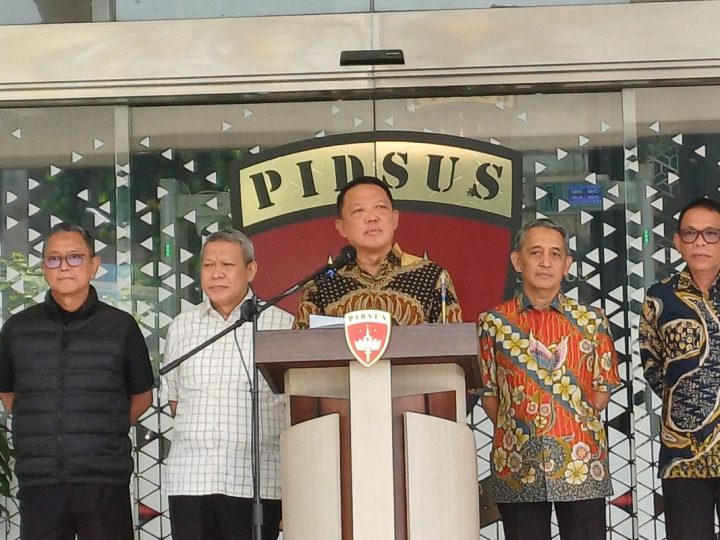 Di Gedung Bundar, Jampidsus Klarifikasi Soal Rumah dan Cafe yang Digeledah Polri