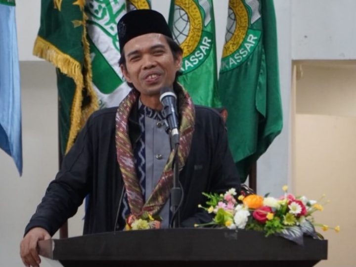 Ustaz Abdul Somad Ajak Sivitas Akademika UIM Hadapi Era Digital dengan Ilmu dan Akhlak