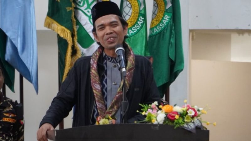 Ustaz Abdul Somad Ajak Sivitas Akademika UIM Hadapi Era Digital dengan Ilmu dan Akhlak