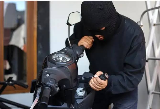 Kabur ke Bombana, Terduga Pelaku Curanmor Dibekuk Resmob Polres Pinrang
