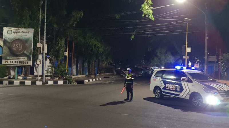 Jaga Kondusifitas Wilayah, Polsek Soreang Gencarkan Patroli Blue Light dan Cooling System