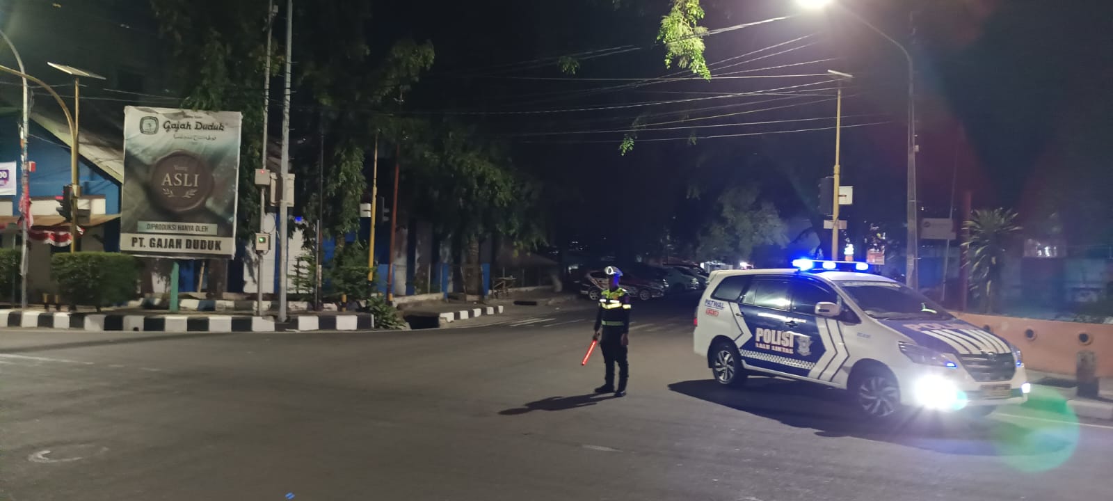Jaga Kondusifitas Wilayah, Polsek Soreang Gencarkan Patroli Blue Light dan Cooling System