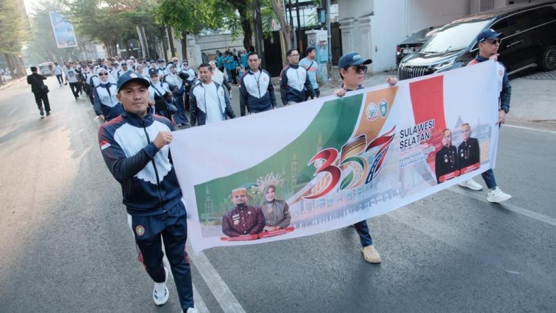 Pemkot Parepare Tampil Semarak di Jalan Sehat Anti Mager dan Karnaval HUT ke-357 Sulsel