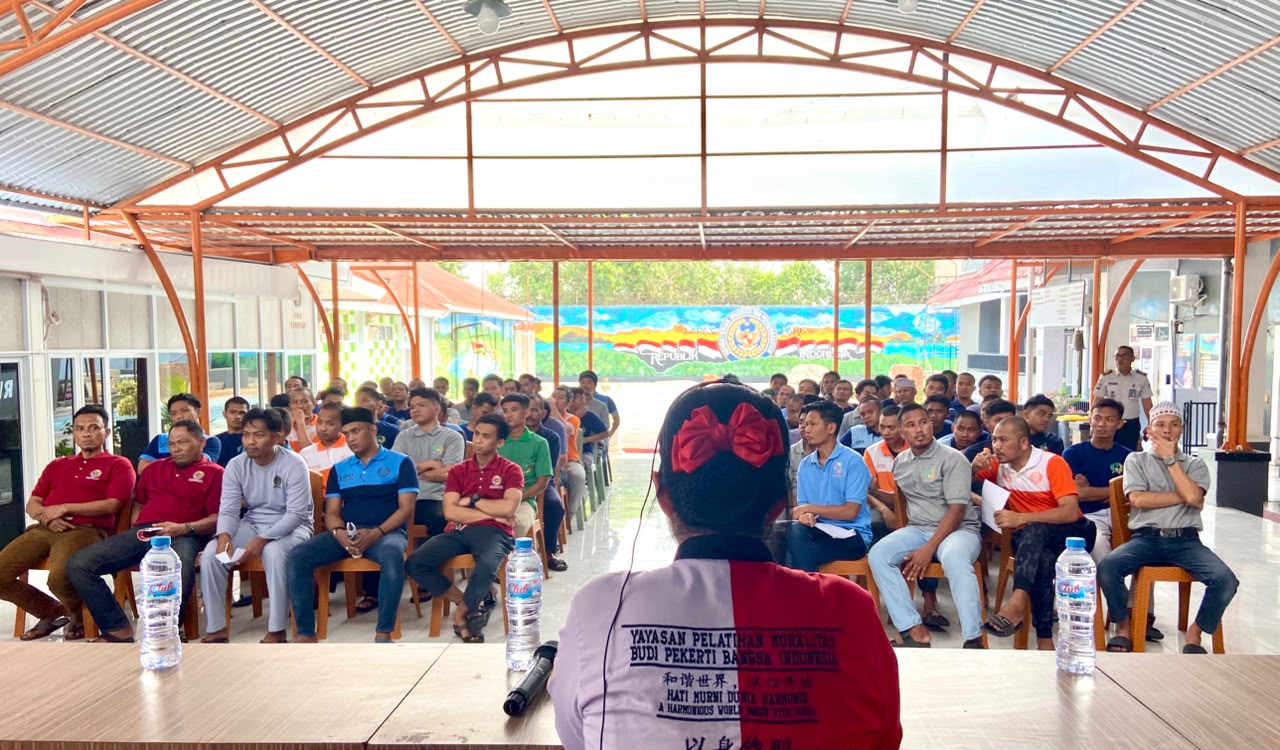 Kenali Diri, Benahi Hati: Lapas Parepare Gandeng YMBPBI Gelar Pelatihan Moralitas Who Am I bagi WBP